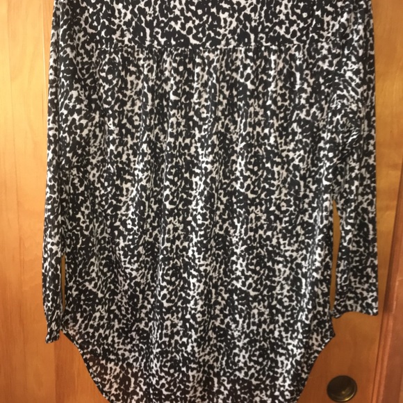 🆕 NWT Leopard Print Top - Picture 2 of 5